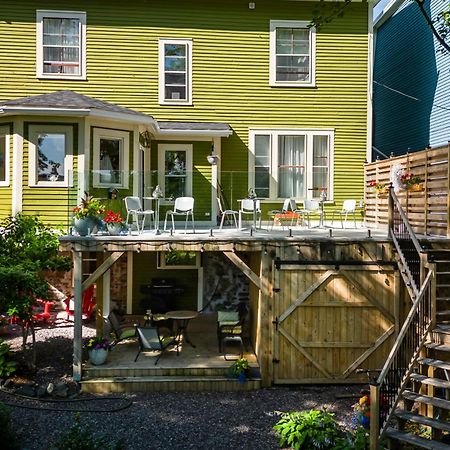 The Elizabeth Manor Guesthouse Saint-Jean de Terre-Neuve Extérieur photo