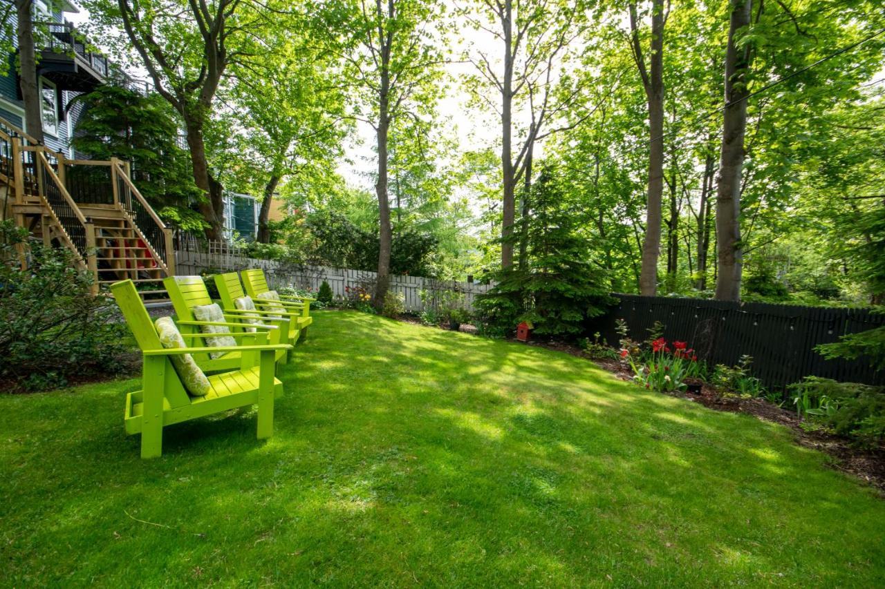 The Elizabeth Manor Guesthouse Saint-Jean de Terre-Neuve Extérieur photo