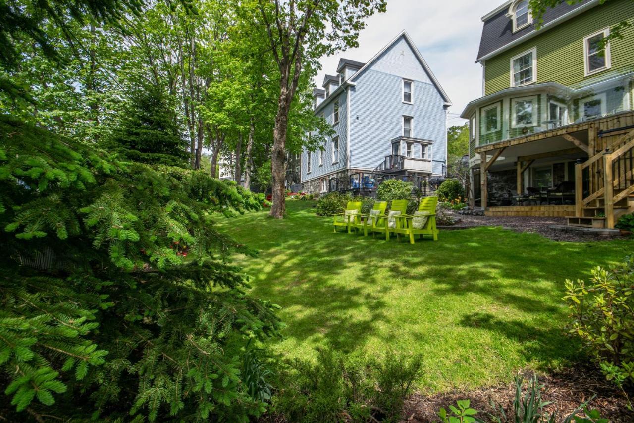 The Elizabeth Manor Guesthouse Saint-Jean de Terre-Neuve Extérieur photo