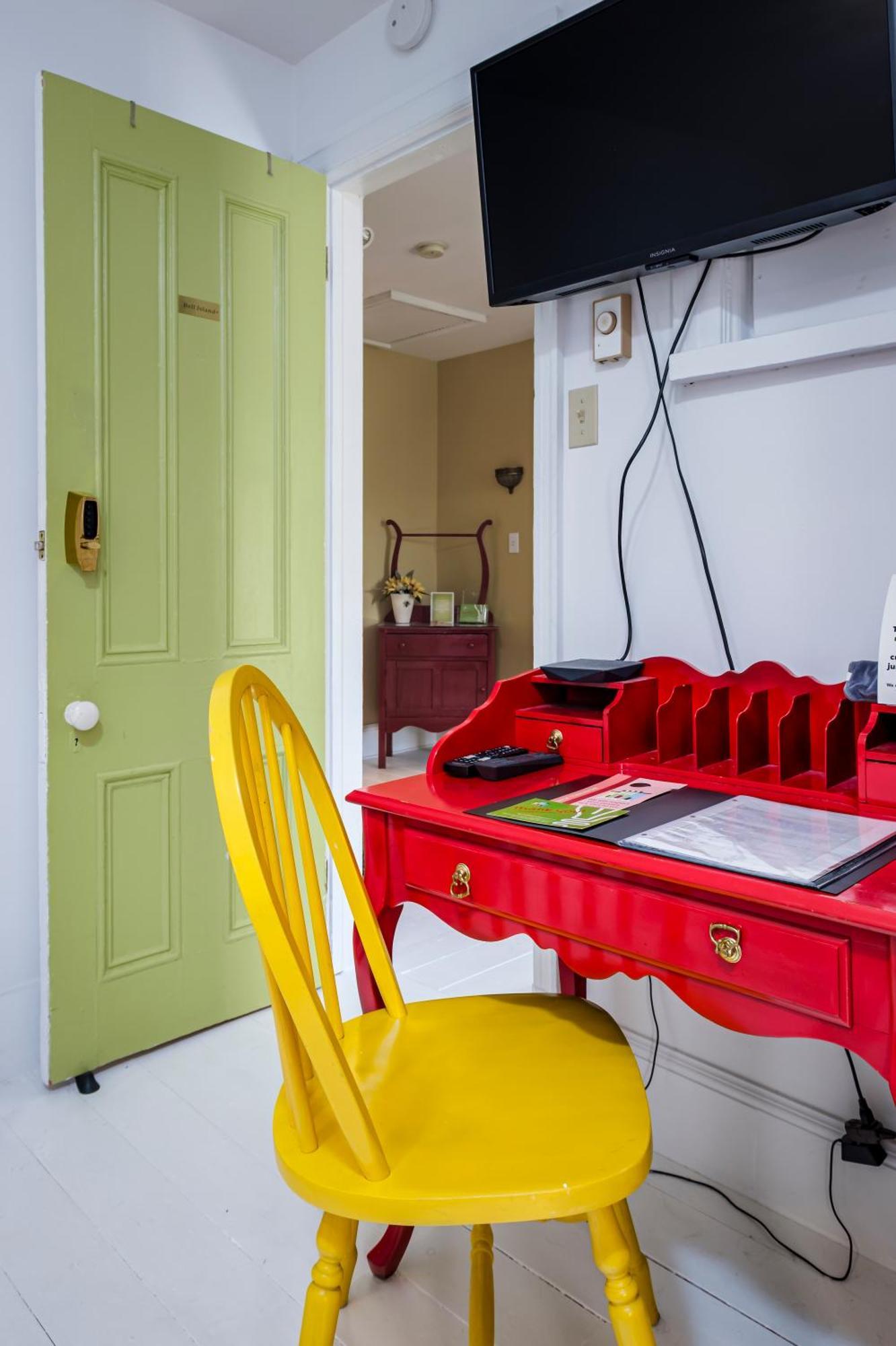 The Elizabeth Manor Guesthouse Saint-Jean de Terre-Neuve Extérieur photo