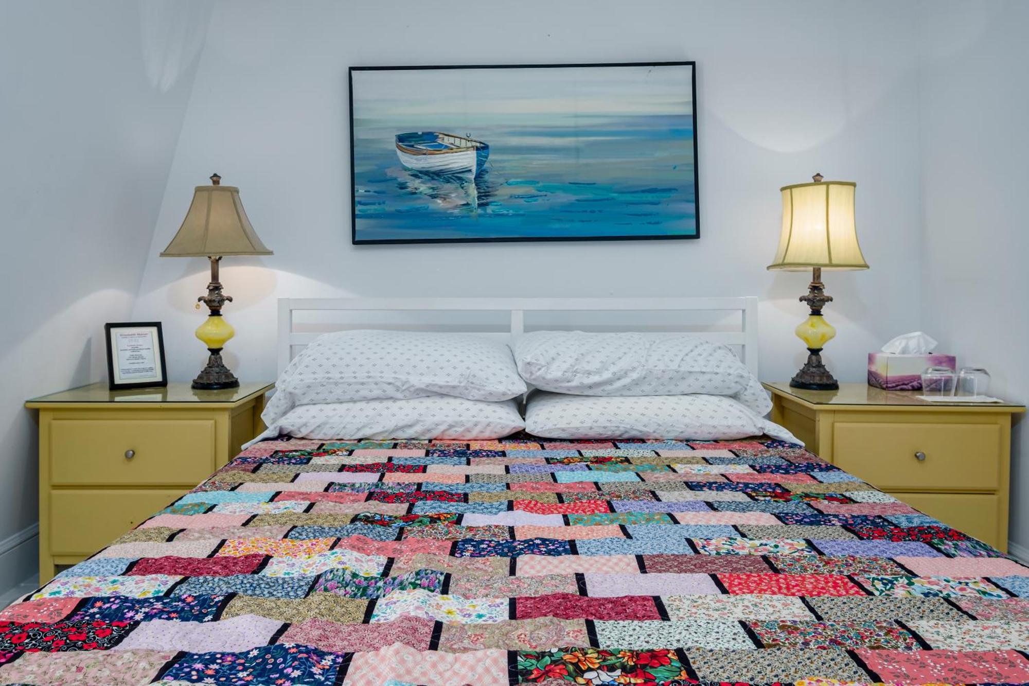 The Elizabeth Manor Guesthouse Saint-Jean de Terre-Neuve Extérieur photo